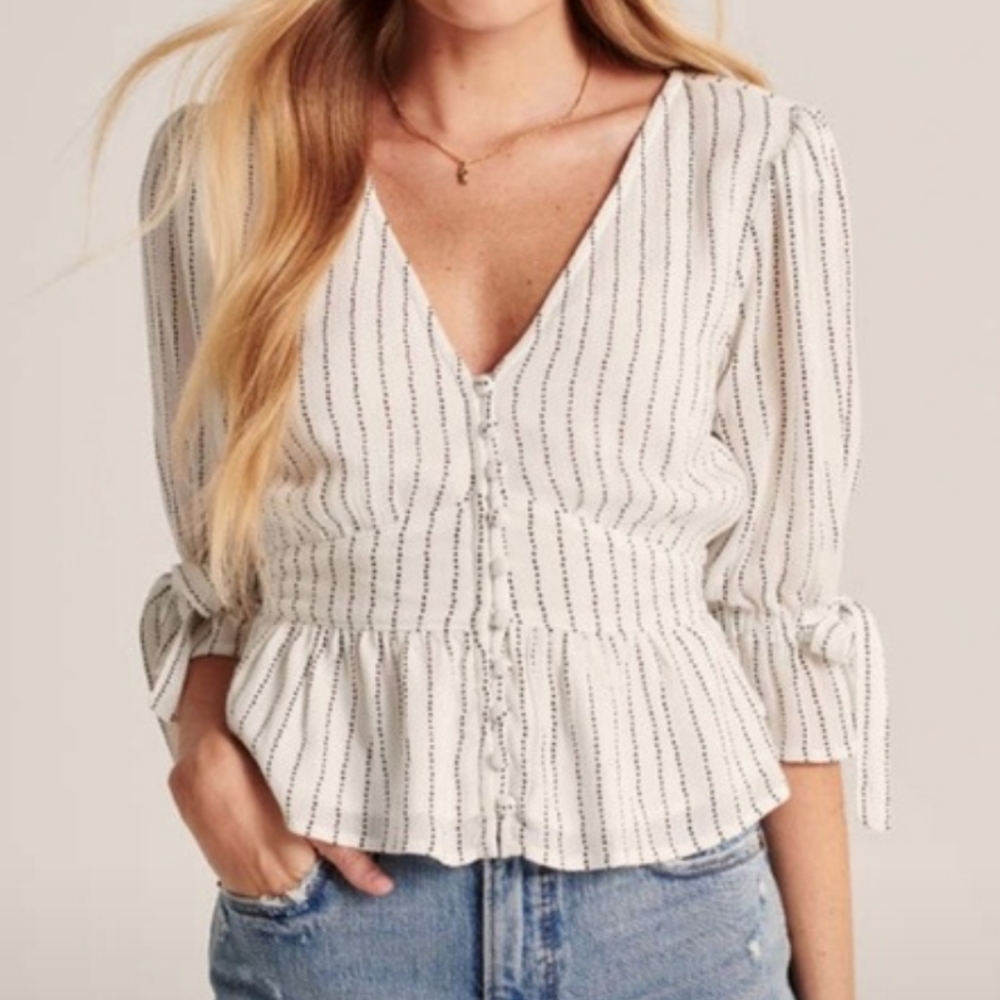 Abercrombie & Fitch Tie Sleeve Peasant Blouse